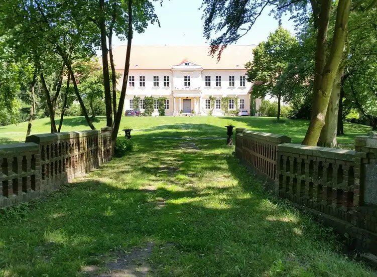 Schloss Hoppenrade, Löwenberger Land, Germany
